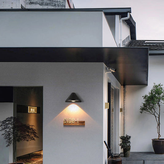 Triangle Aluminum Lens Frosted LED Outdoor Wall Sconce Lamp