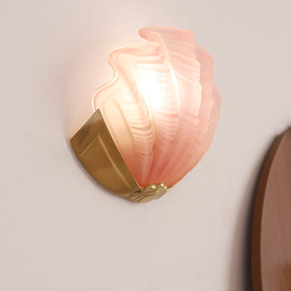 Modern Art Deco Shell Brass Glass 1-Light Wall Sconce Lamp