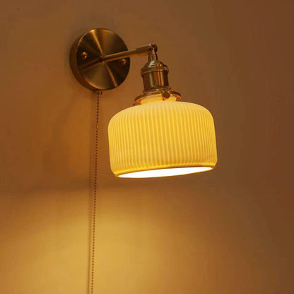 Simplicity Round 1-Light Vanity Light Wall Sconce Lamp