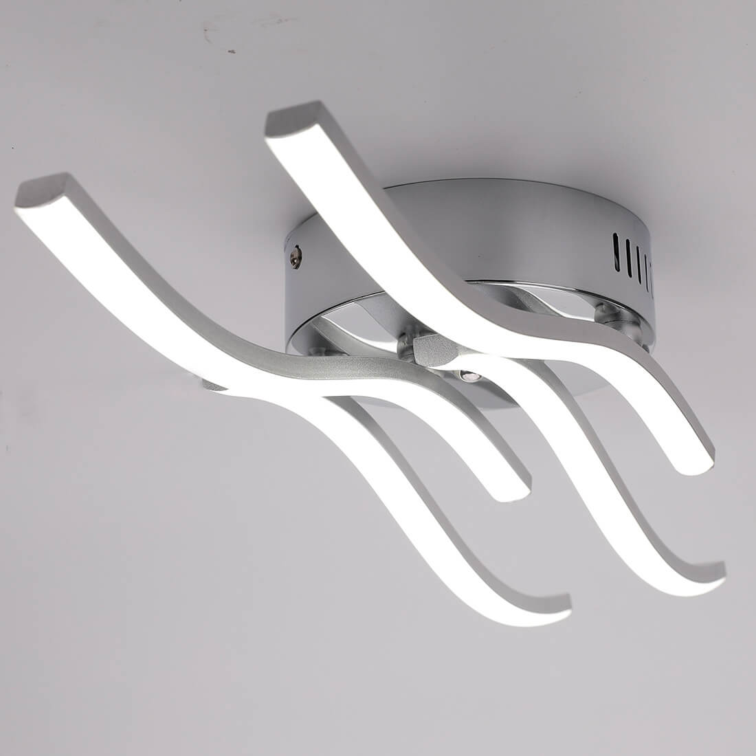 Simple Wave Ceiling Light