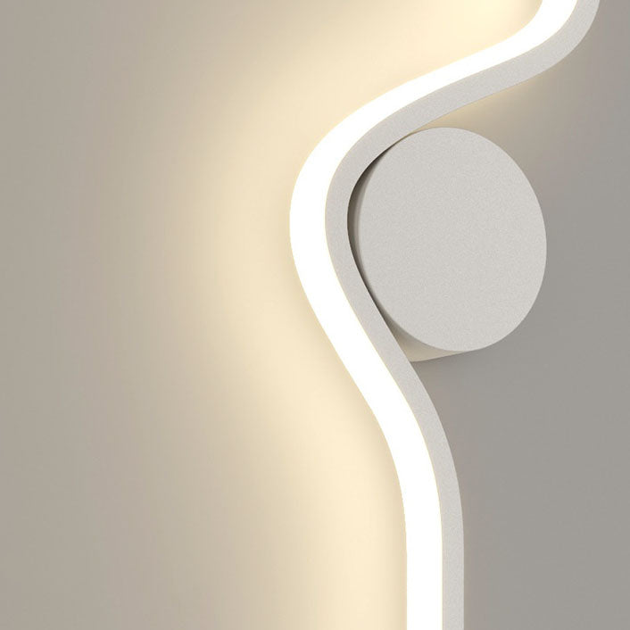 Iron Aluminum Silicone Long Strip LED Wall Sconce Lamp