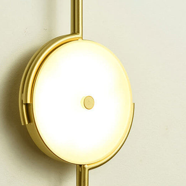 Light Geometric Round Clock Design 1-Light Wall Sconce Lamp