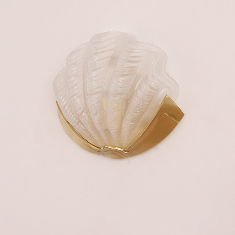 Modern Art Deco Shell Brass Glass 1-Light Wall Sconce Lamp