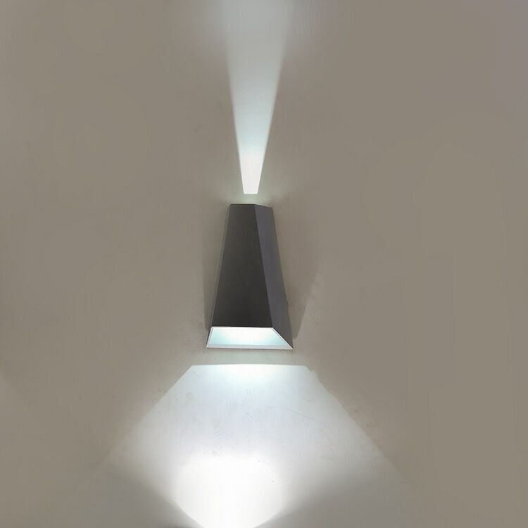 Trapezoidal Silicone PVC Lens LED Outdoor Wall Sconce Lamp