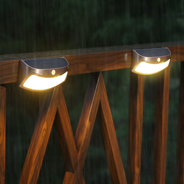 Simplicity Solar Square LED Outdoor Wall Sconce Lamp
