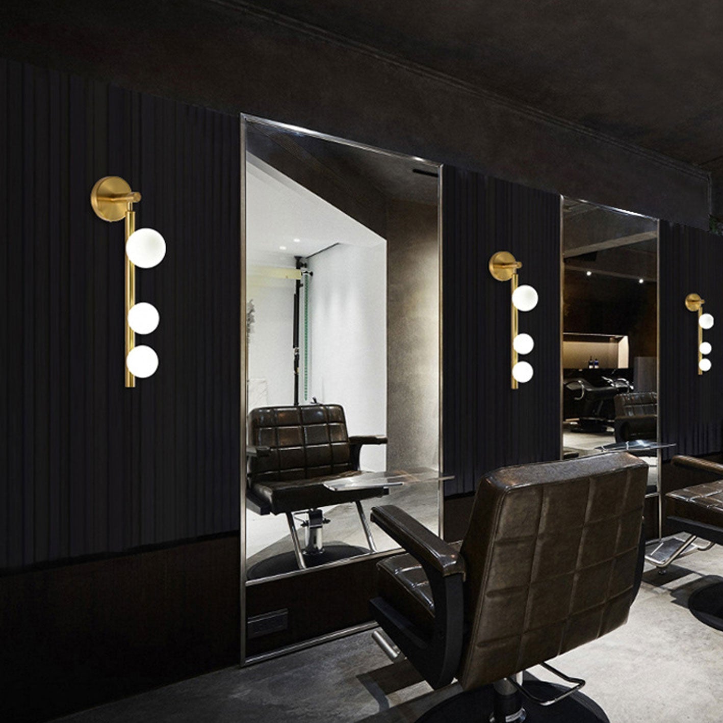 Light Luxury Iron Glass Round 3-Light Wall Sconce Lamp