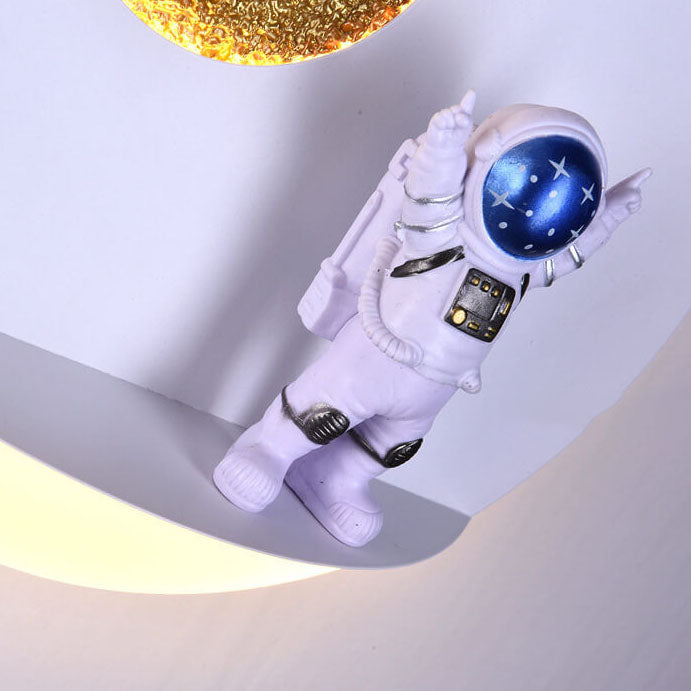 Creative Iron Resin Round Astronaut LED Wall Sconce Lamp