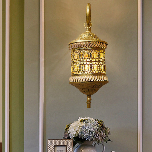 Iron Retro European Color Shade 1-Light Wall Sconce Lamp