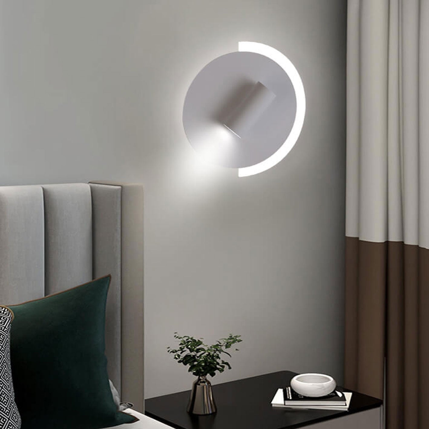 Acrylic Disc Spotlight Rotatable LED Wall Sconce Lamp