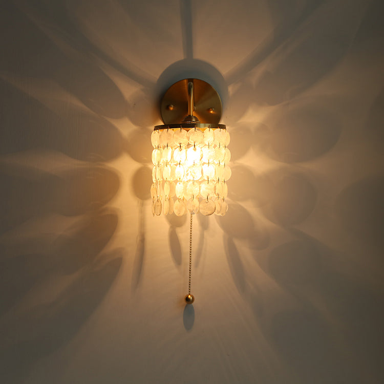 Round Shell Crystal Iron Frame 1-Light Wall Sconce Lamp