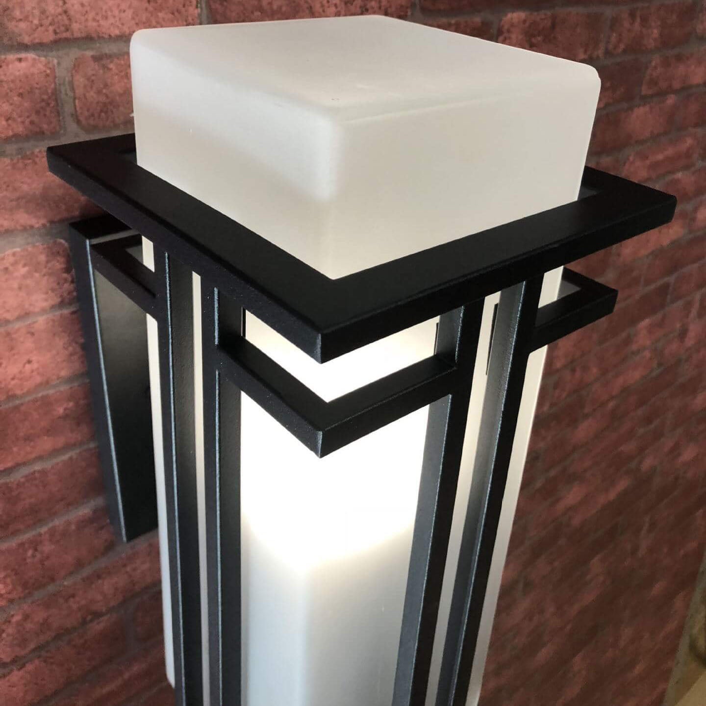 Chinese Glass Lampshade 1-Light Outdoor Wall Sconce Lamp