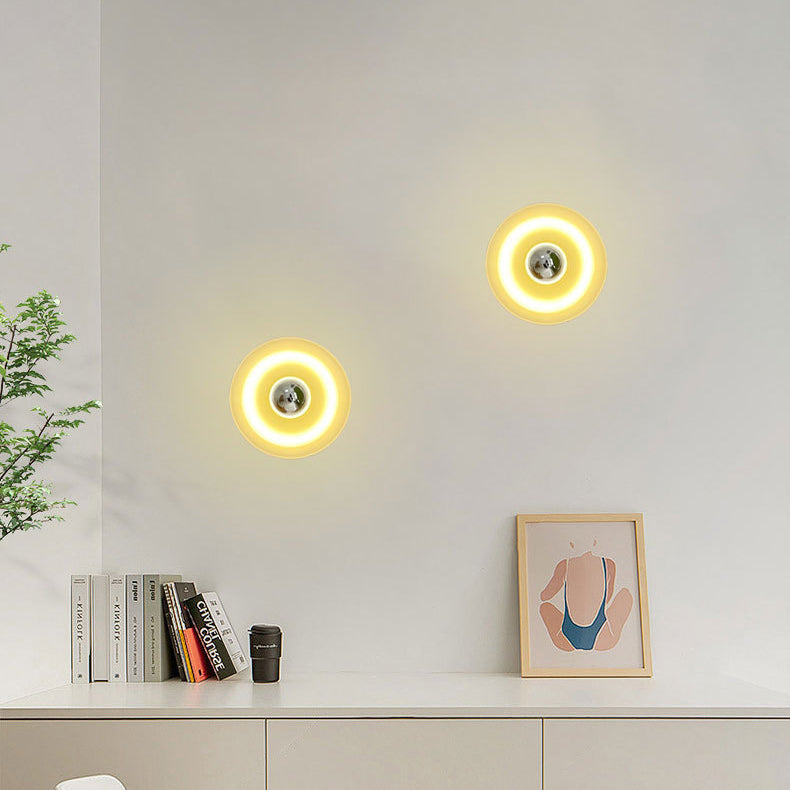 Mid-Century Round Iron Glass 1-Light Wall Sconce Lamp
