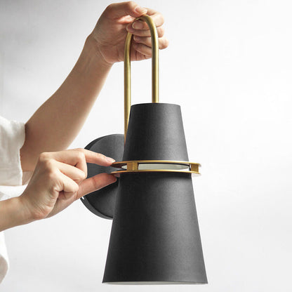 Scandinavian Horn Iron 1-Light Wall Sconce Lamp