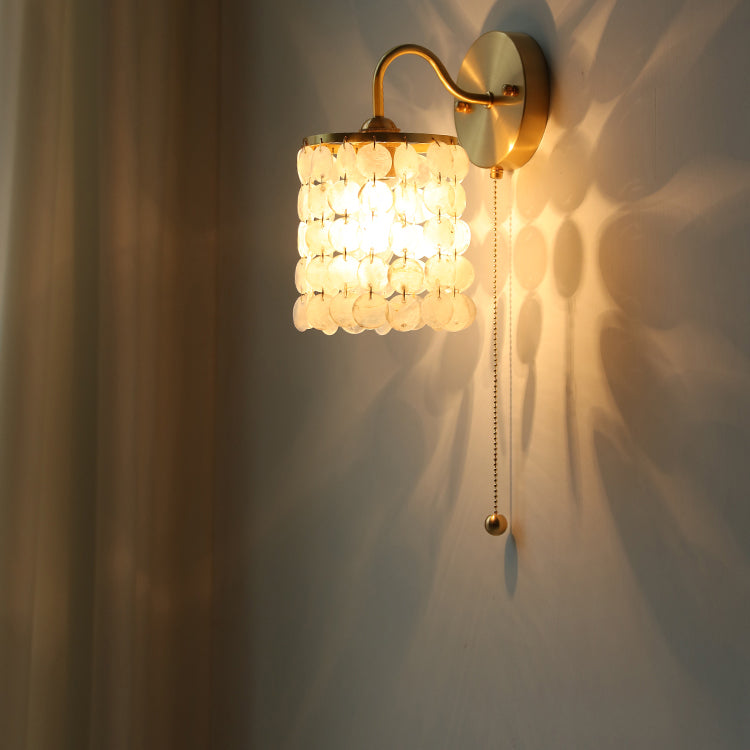Round Shell Crystal Iron Frame 1-Light Wall Sconce Lamp