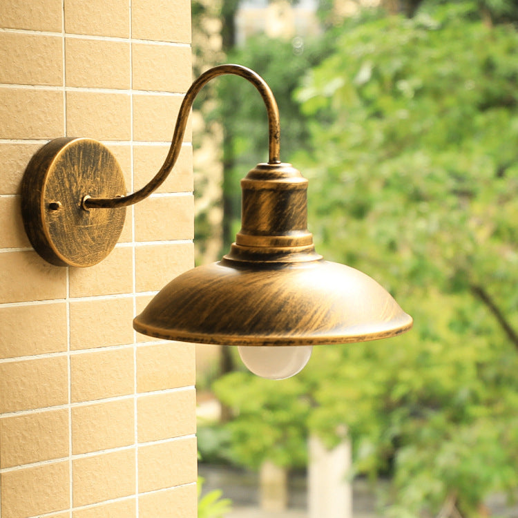 Curved Pole Round Pot Lid Iron 1-Light Wall Sconce Lamp