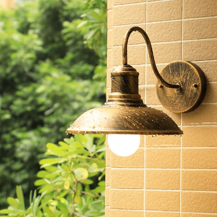 Curved Pole Round Pot Lid Iron 1-Light Wall Sconce Lamp