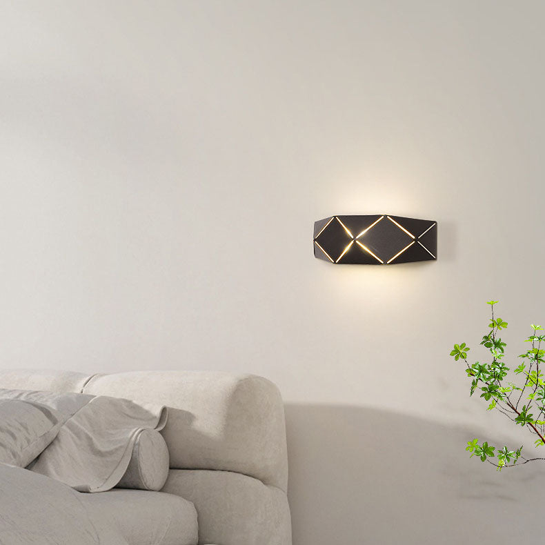 Nordic Iron Geometric Polyhedron LED Wall Sconce Lamp