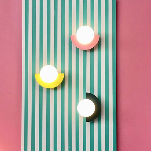 Modern Minimalist Glass Globe 1-Light Wall Sconce