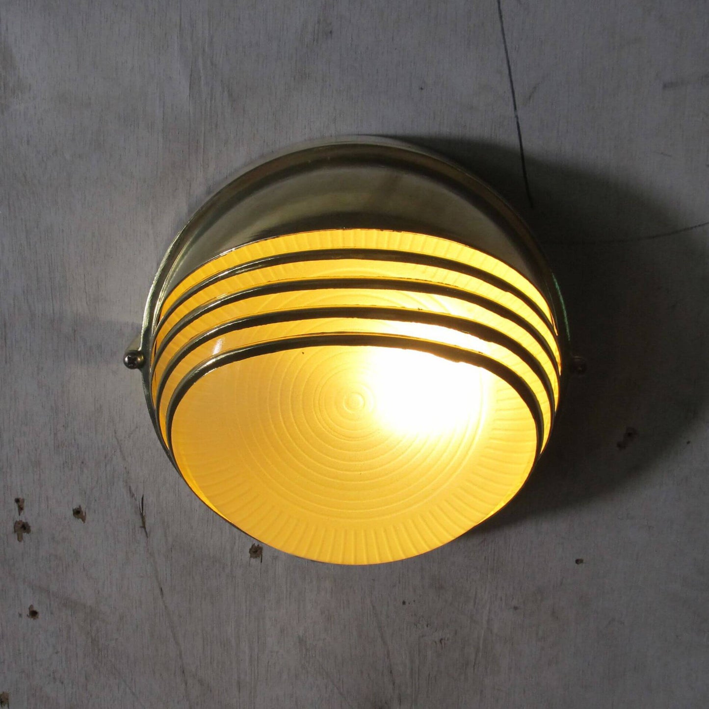 Glass Zinc Alloy Half Round 1-Light Wall Sconce Lamp