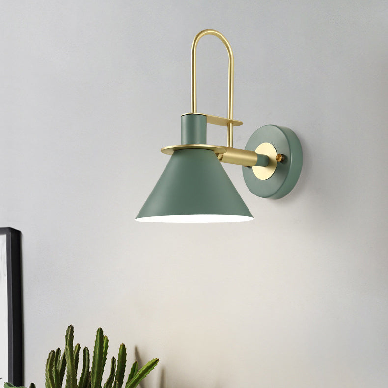 Modern Minimalist Horn Iron 1-Light Wall Sconce Lamp