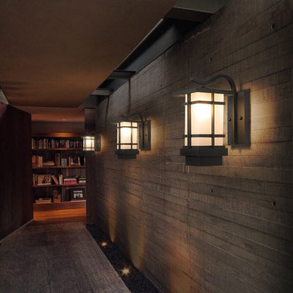 Plaid Lantern Outdoor Waterproof 1-Light Wall Sconce Lamp