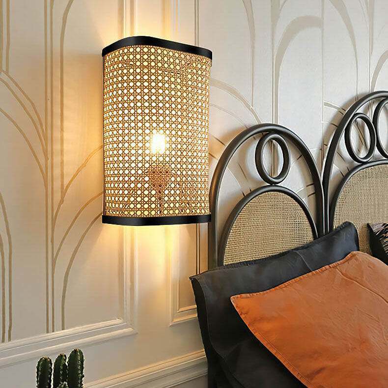 Minimalist Rattan Weaving Square 1-Light Wall Sconce Lamp