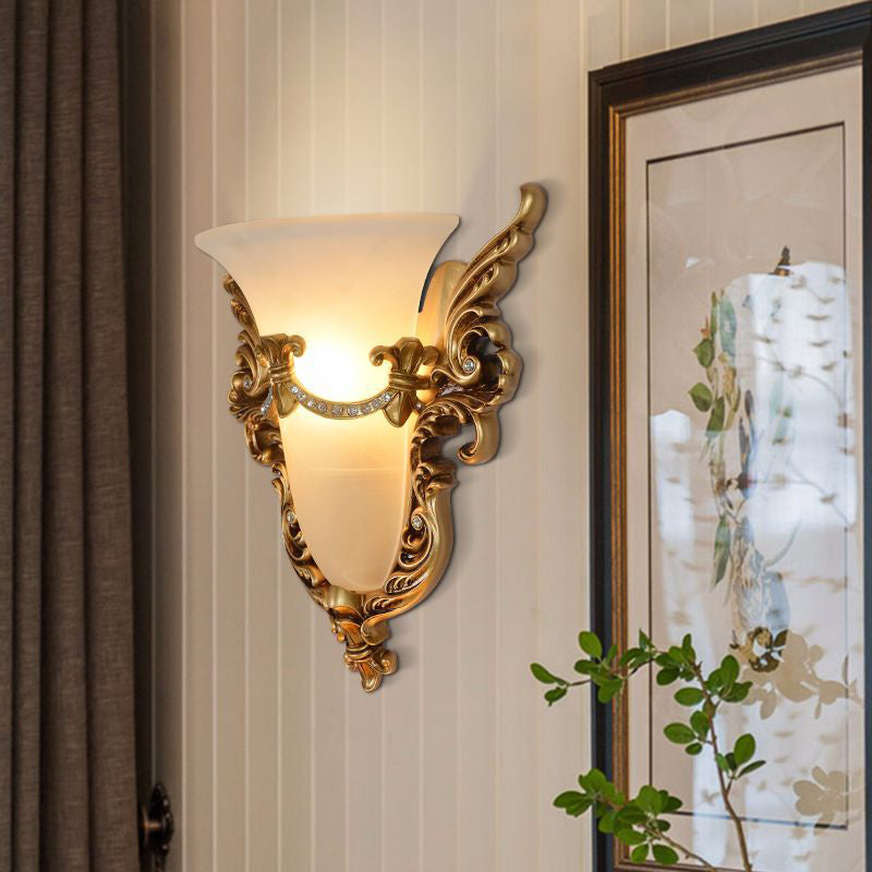 European Flared Carving Resin 1-Light Wall Sconce Lamp