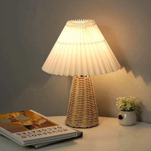 Vintage Pleated Fabric Table Lamp