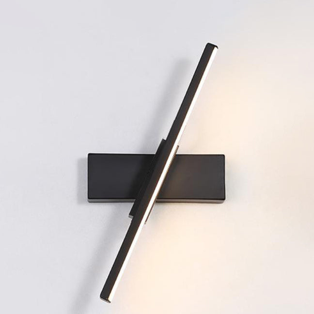 Iron Long Bar Design Rotatable LED Wall Sconce Lamp
