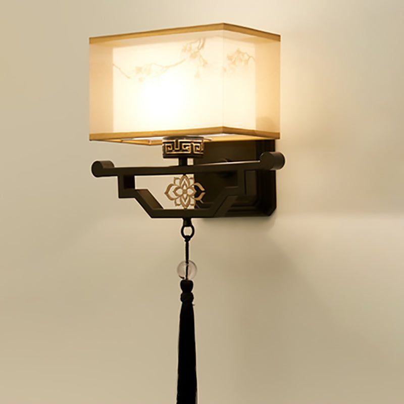 Chinese Embroidered Iron Fabric 1-Light Wall Sconce Lamp