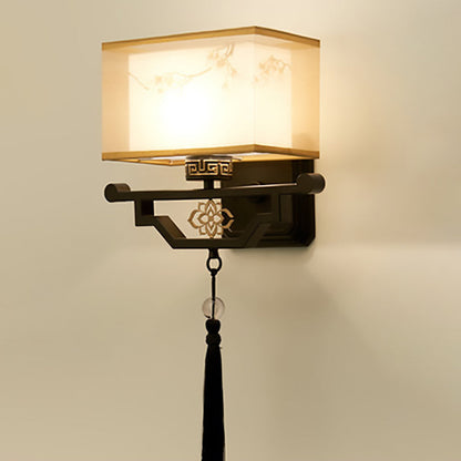 Chinese Embroidered Iron Fabric 1-Light Wall Sconce Lamp