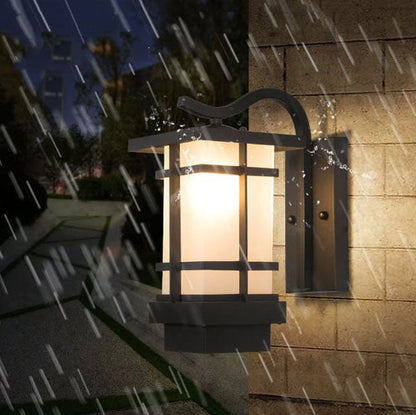 Plaid Lantern Outdoor Waterproof 1-Light Wall Sconce Lamp