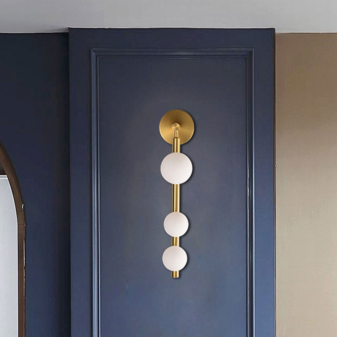 Light Luxury Iron Glass Round 3-Light Wall Sconce Lamp