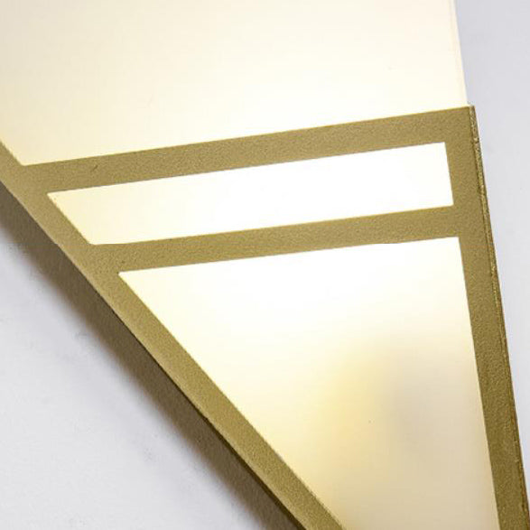 Nordic Iron Triangles Geometry 1-Light Wall Sconce Lamp