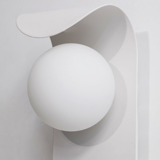 Nordic Curved Oval Orb Hardware 1-Light Wall Sconce Lamp