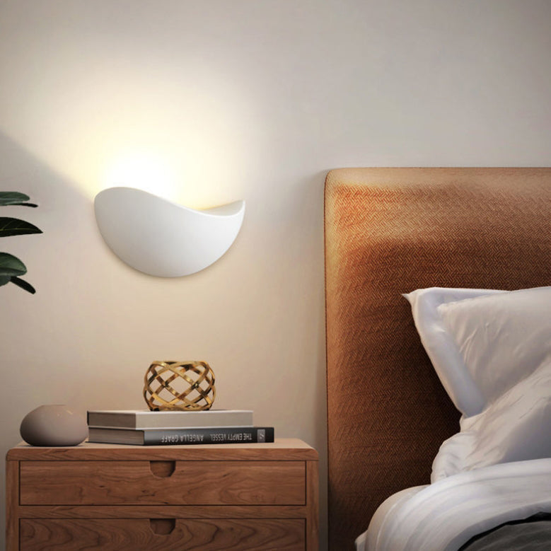 Minimalist Half Moon Circle Aluminum LED Wall Sconce Lamp