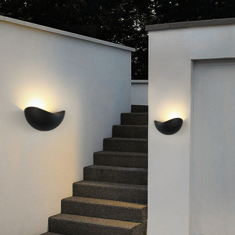 Minimalist Half Moon Circle Aluminum LED Wall Sconce Lamp
