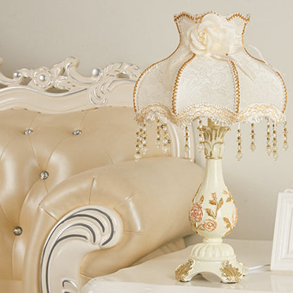 Traditional Fabric Vase Table Lamp