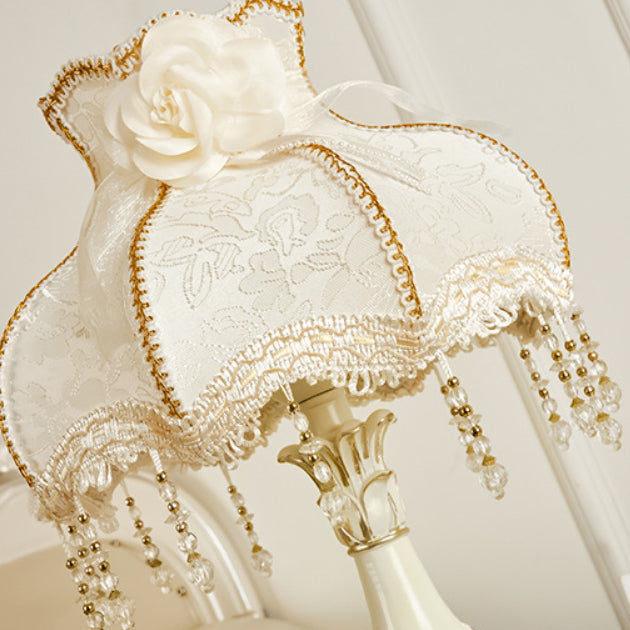 Traditional Fabric Vase Table Lamp
