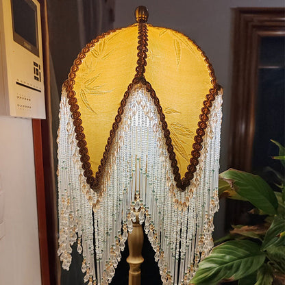 Traditional Leaf Table Lamp