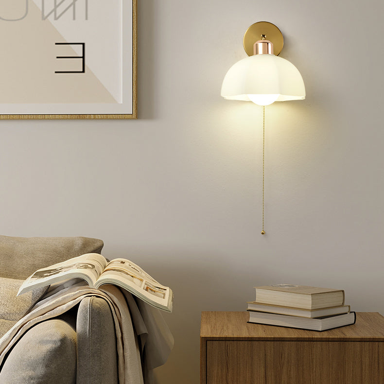 Modern Art Deco Flower Round 1-Light Wall Sconce Lamp