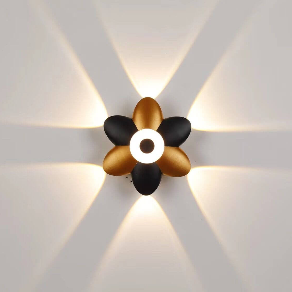 Creative Aluminum Spotlight Luminous LED Wall Sconce Lamp