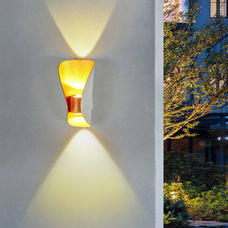 Shape Outdoor Patio Balcony Waterproof LED Wall Sconce Lamp