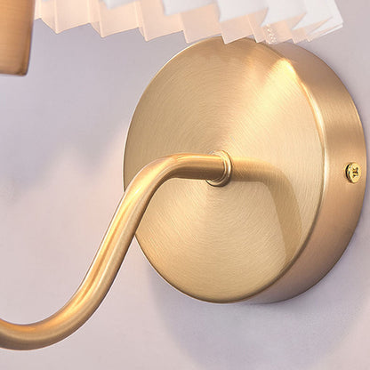 Pleated Disc Base Iron Fabric 1-Light Wall Sconce Lamp
