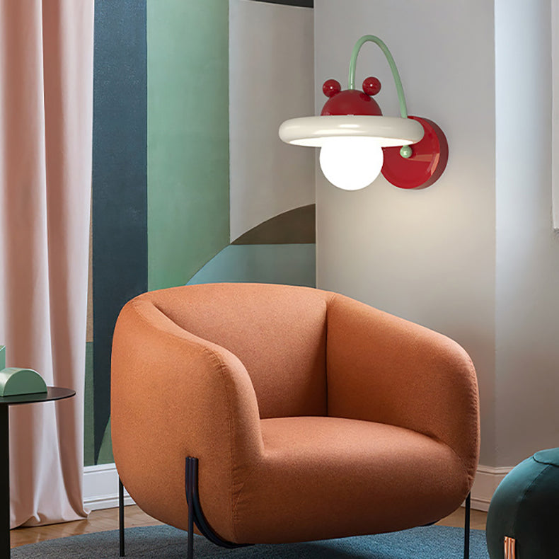 Modern Simplicity Round Iron Metal 1-Light Wall Sconce Lamp