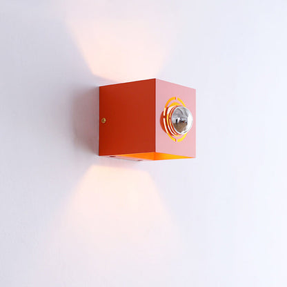 Modern Minimalist Square Iron 1-Light Wall Sconce Lamp