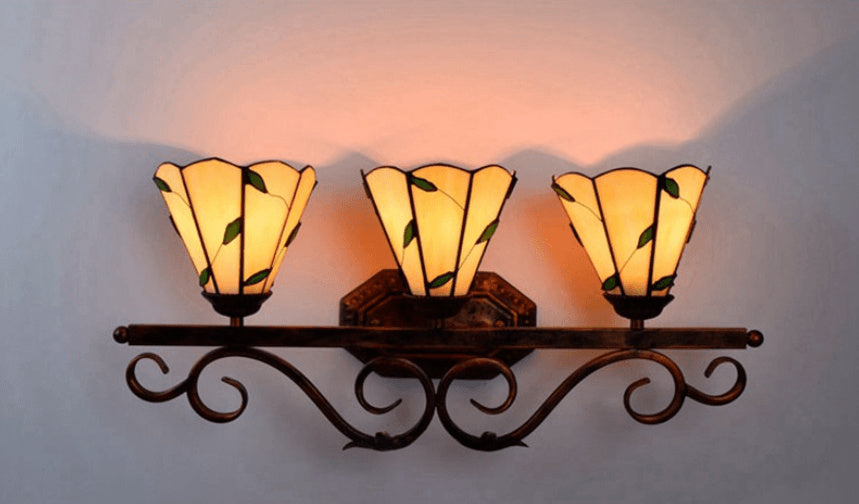 Tiffany Leaf Stained Glass 3-Light Wall Sconce Lamp