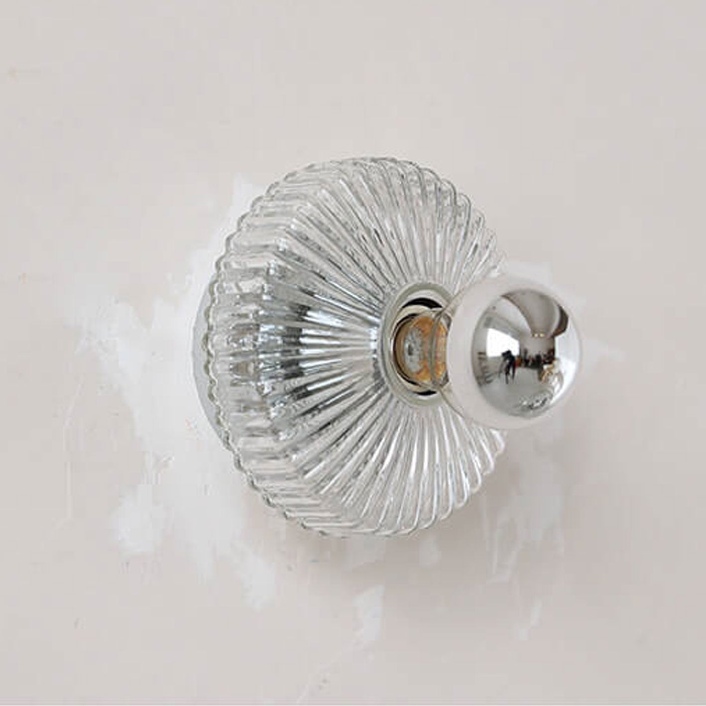 Glass Vertical Grain Design 1-Light Wall Sconce Lamp