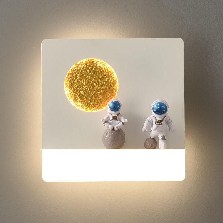 Astronaut Resin Acrylic 1-Light LED Circle Wall Sconce Lamp