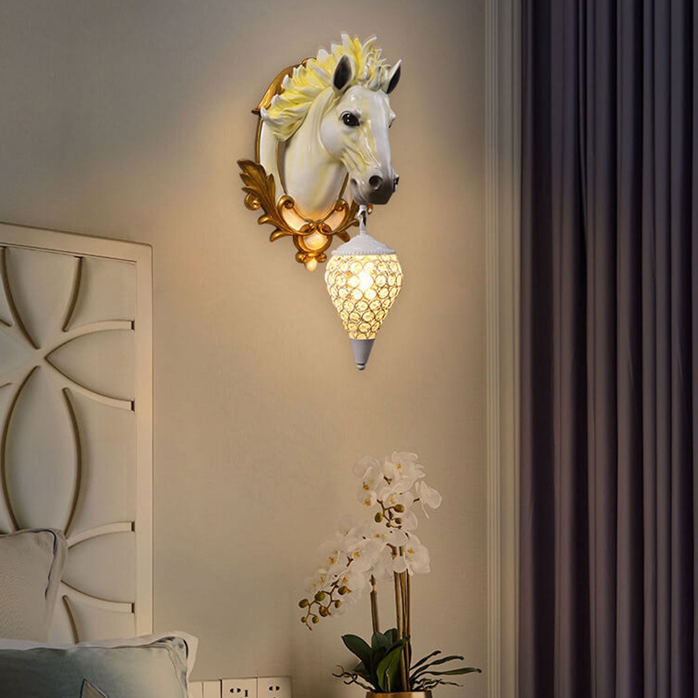 European Resin Horse Head Lantern 1-Light Wall Sconce Lamp